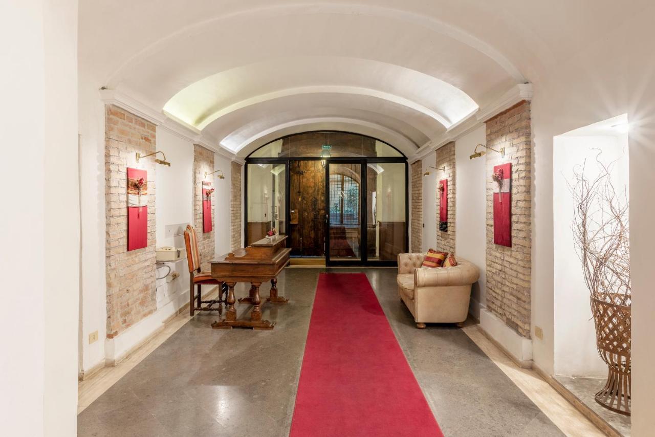 Foro Romano Stylish And Central Apartment Exterior foto